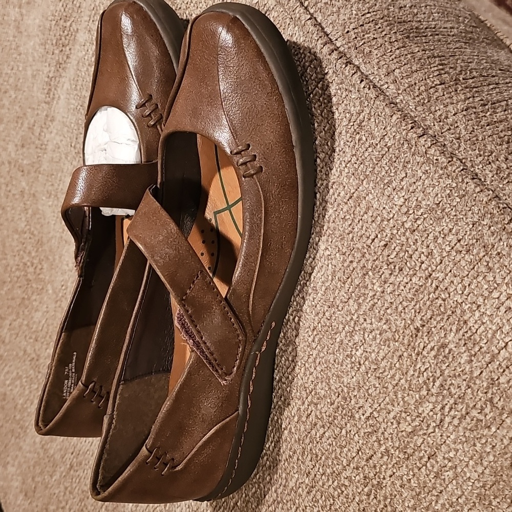 Bare Traps - image 4